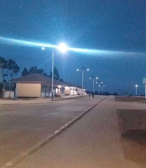 兰溪市非洲科特迪瓦太阳能路灯工程